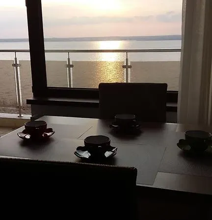 Lav Mamaia